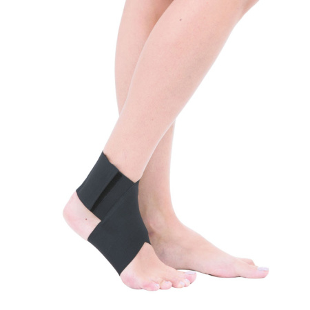 Бандаж компрессионный на голеностопный сустав Т-8601  Trives Бандаж компрессионный на голеностопный сустав Т-8601  Trives